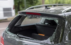 AUTO BACK GLASS REPLACEMENT